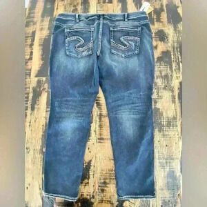 NEW Silver Jeans Co. Sam Boyfriend Jeans Plus Size 24